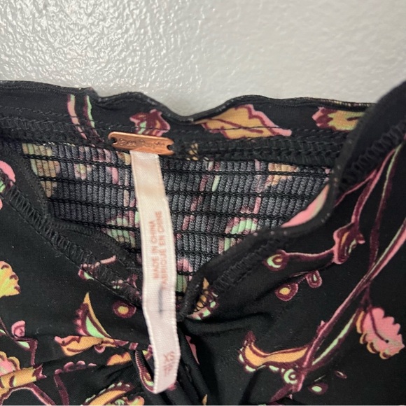 Free People Black Floral Camisole Tank Top Fairy Y2K XS Dark Foral Babydoll - Picture 3 of 5